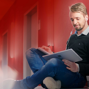 A person is participating in our Meetup on a tablet.